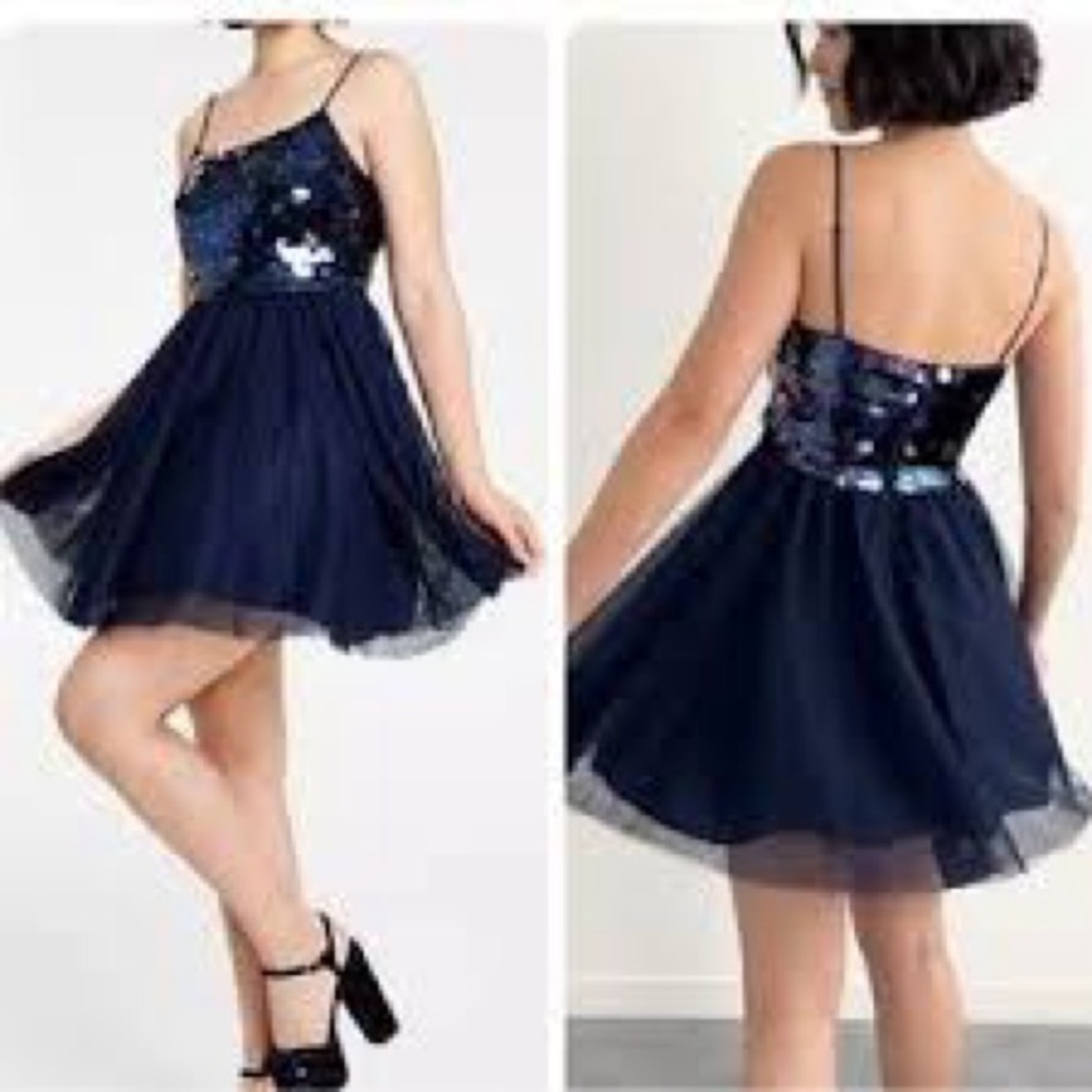 NWT SIZE 5/6 City Studio Navy Sequin Prom Dress
